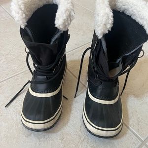 Sorel Carnival Black cold weather/snow boots